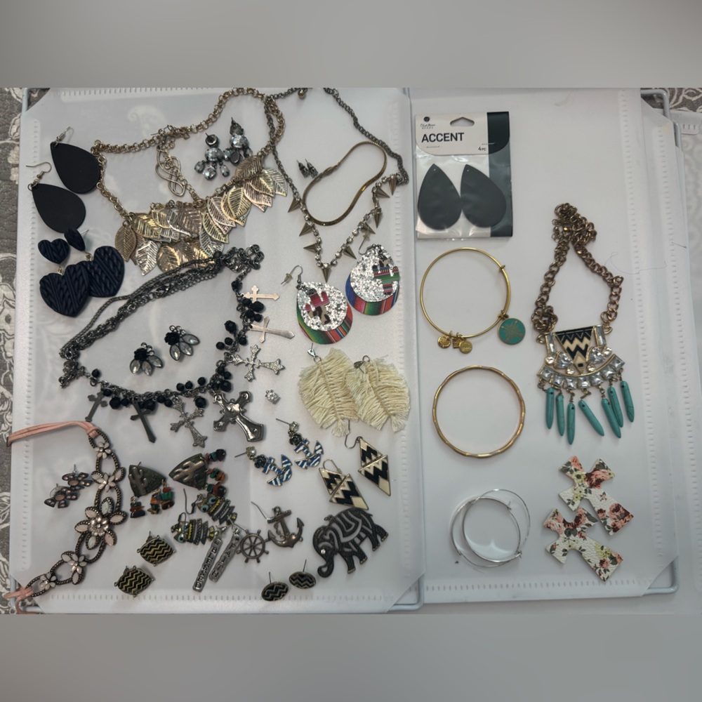 Aztec, Western and More! Gold, Rose Gold and Silver Color Jewelry Lot of 35